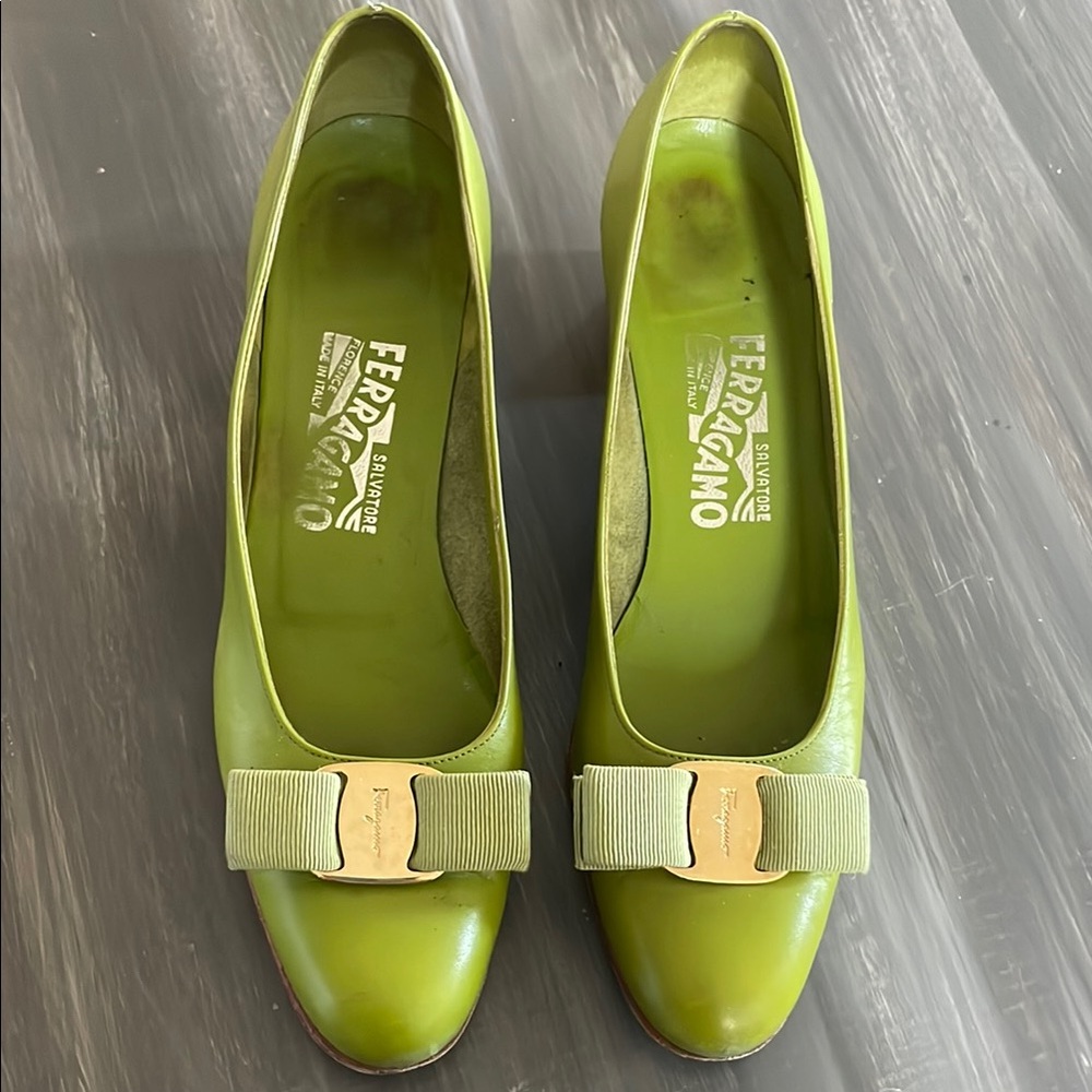 Salvatore Ferragamo Green Heeled Shoes with Bow Detail